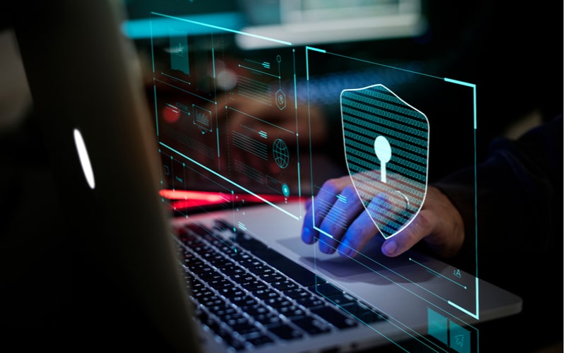 Cyberbezpieczeństwo IT IET AGH