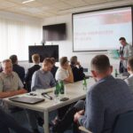 Posiedzenie Rady Społecznej WIET. Przemawia Dziekan Wydziału prof. Sławomir Gruszczyński
