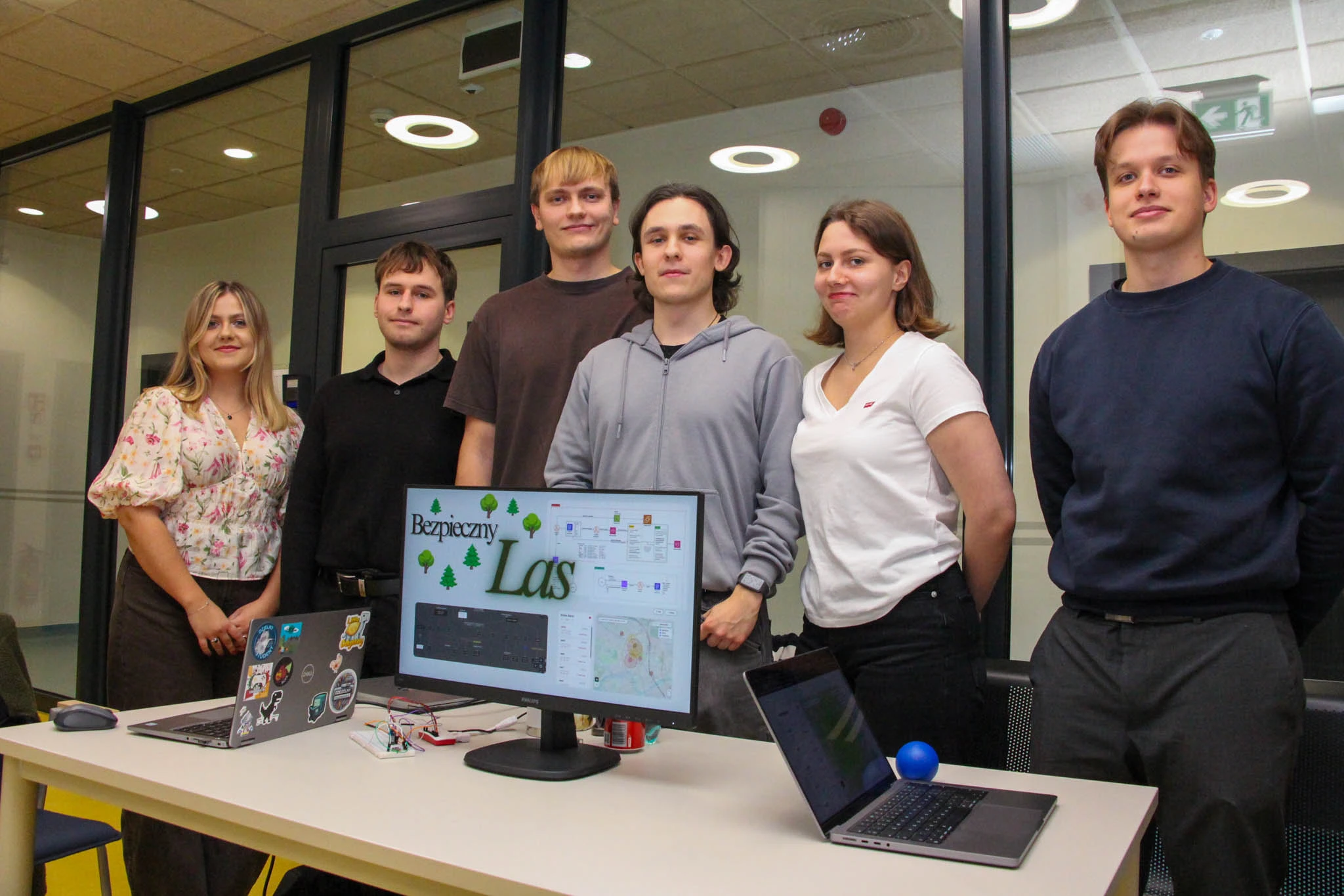 Pokaz projektów w ramach przedmiotu Internet Rzeczy dla systemów lokalnych