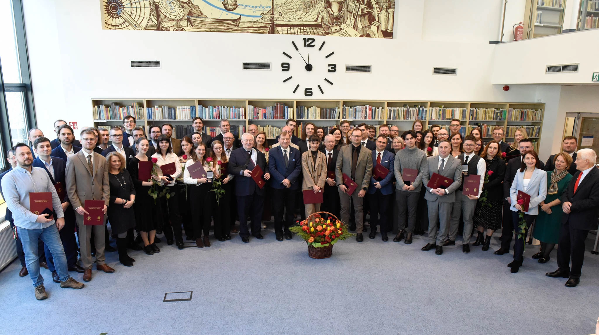 Pamiątkowe zdjęcie uczestników wydarzenia